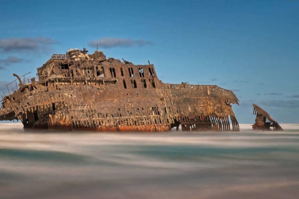 Vrak lodi, který se ztratil před 139 lety, se objevil na pláži Massachusetts